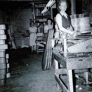 Building Guitar Cases